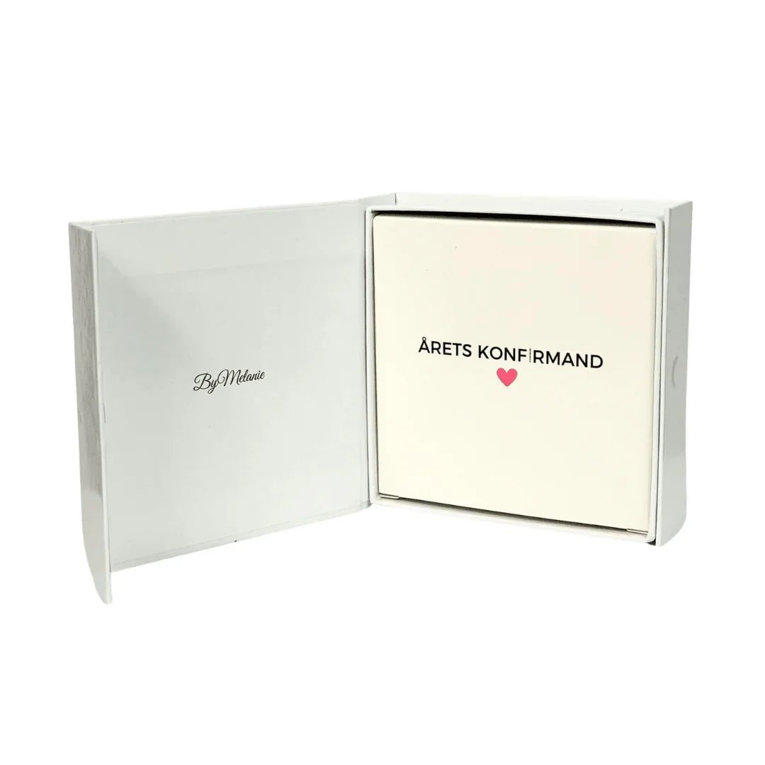 Konfirmationsgave til hende ( 2025 ) fra ByMelanie